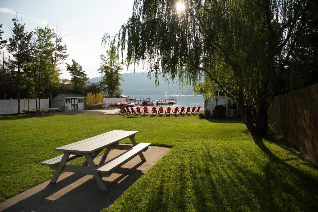 Shore Meadows Lodge Llc Lake George Exterior foto